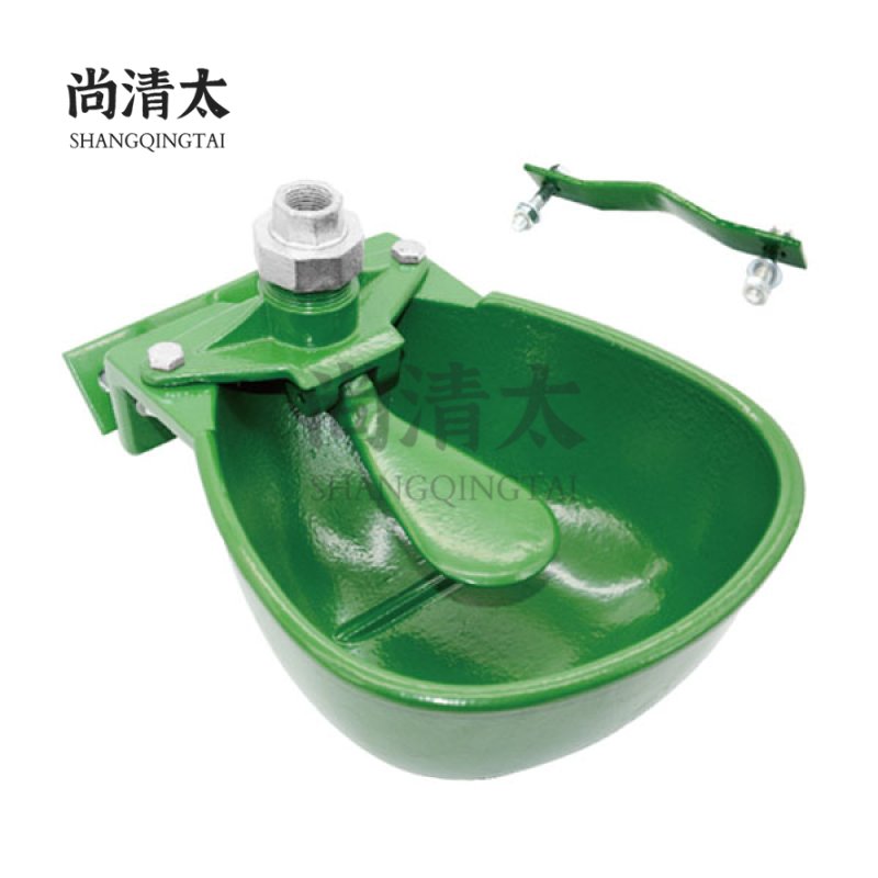 2.5L Cast Iron Green Spray Plastic Cattle Drinking Bowl SQT-CDB008