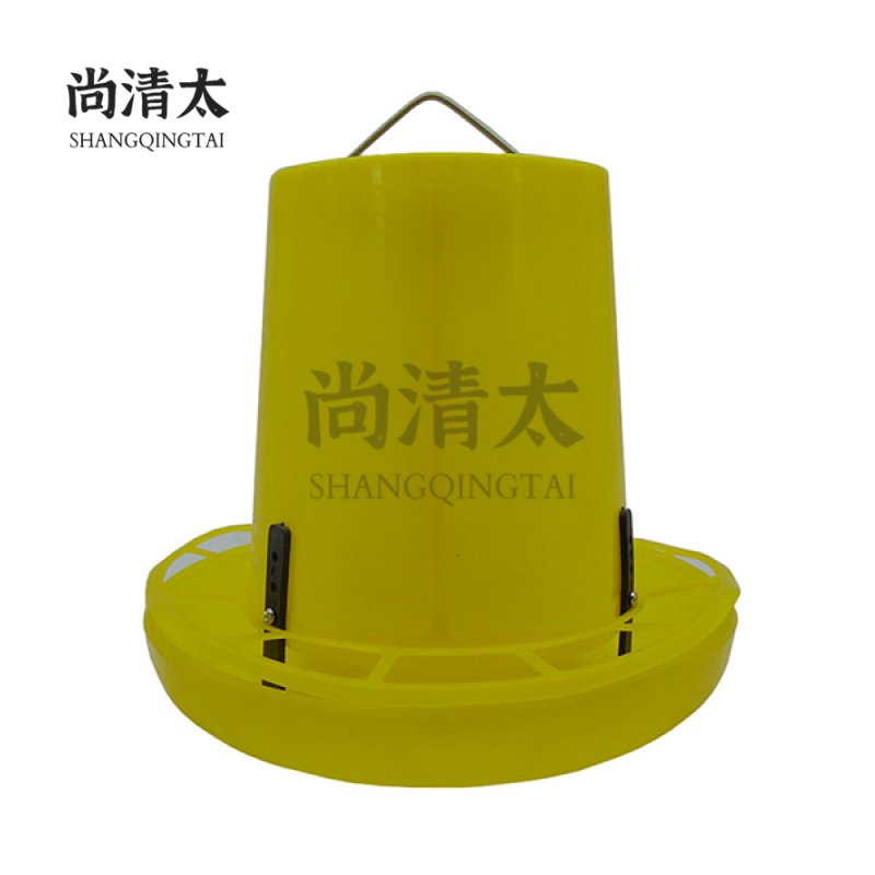 Non Bracket Split Type Poultry Feeder (Screw Connection)